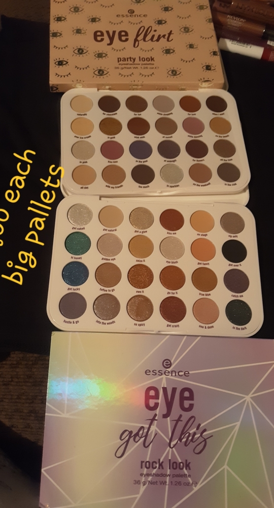 ESSENCE eye shadow pallets